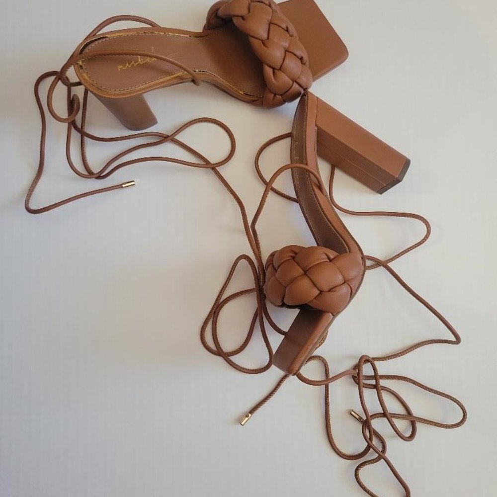 Block heeled Sandal